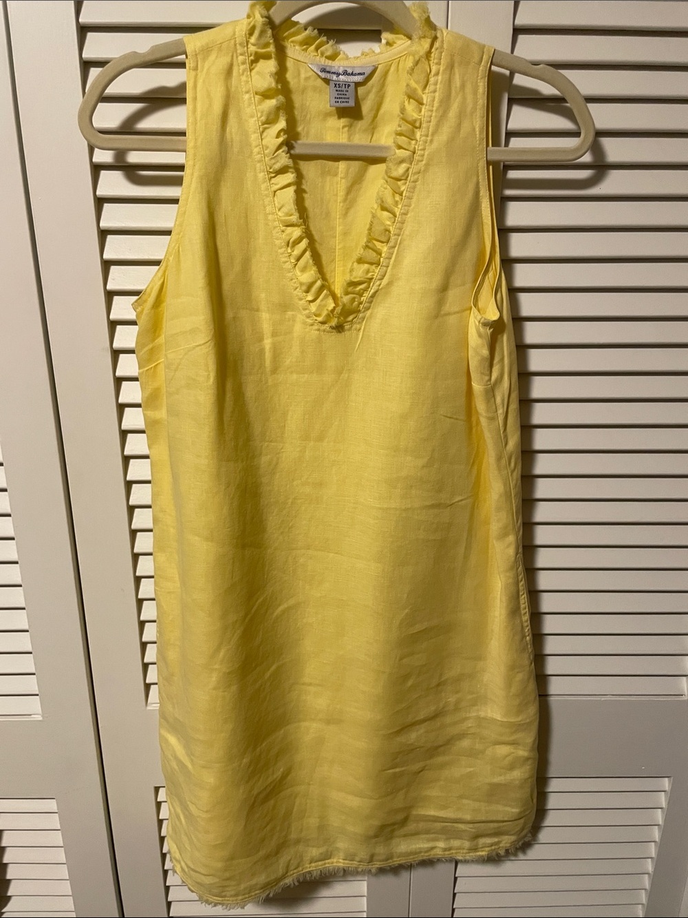 Tommy Bahama Yellow Ruffle V-Neck Sleeveless Shift Dress